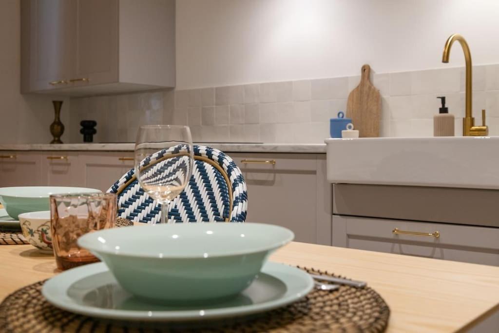 Foscolo 46 - Elegant Family Apartment Trieste Esterno foto